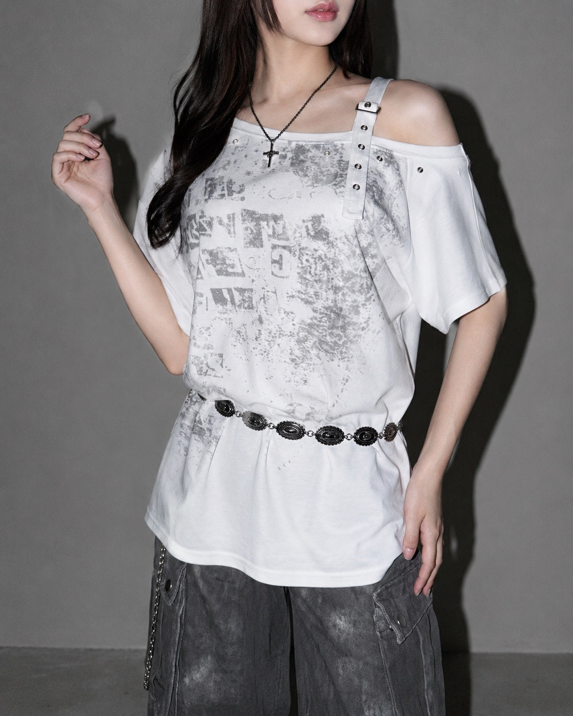 ベルトワンショルダーグランジTシャツ